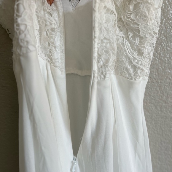 NWOT Madalyn White Lace Maxi Dress - Picture 6 of 10